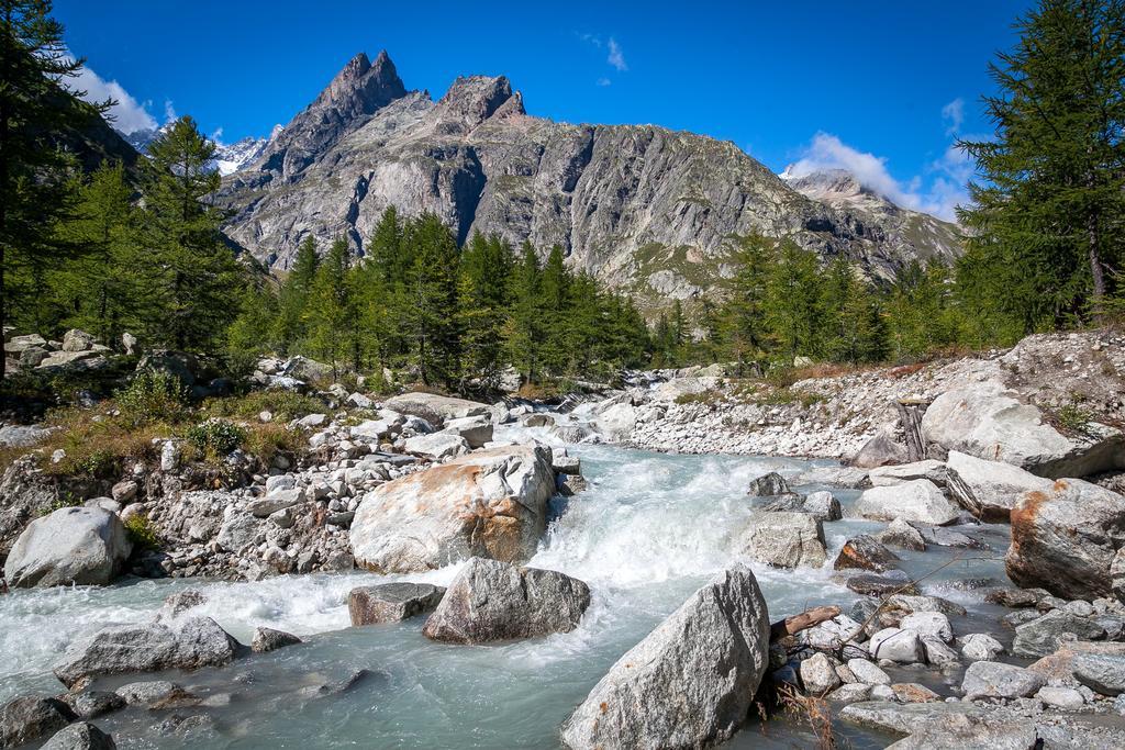 Hotel Lo Scoiattolo Courmayeur Dış mekan fotoğraf