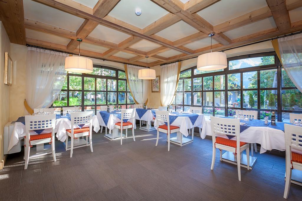 Hotel Lo Scoiattolo Courmayeur Dış mekan fotoğraf